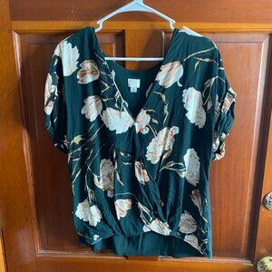 Womans short sleeve blouse